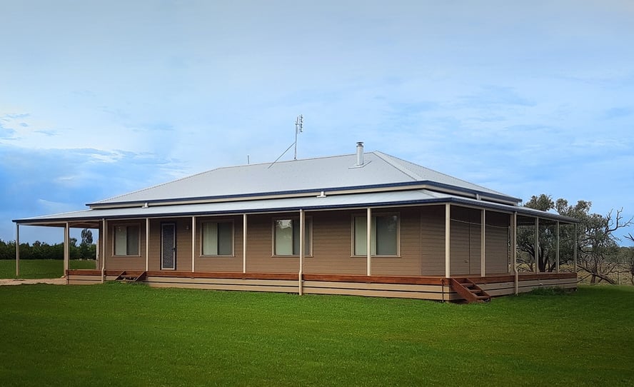 Swanbuild country home