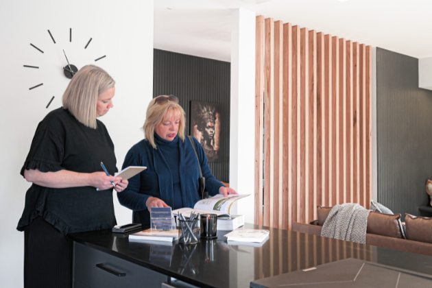 New Home Consultant Chat